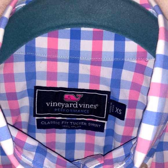 Vineyard Vines shirt - Picture 3 of 6